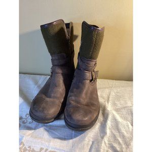 UGG Australia Simmens Sterling Waterproof Leather Boots Size 7;Dark Brown EUC!